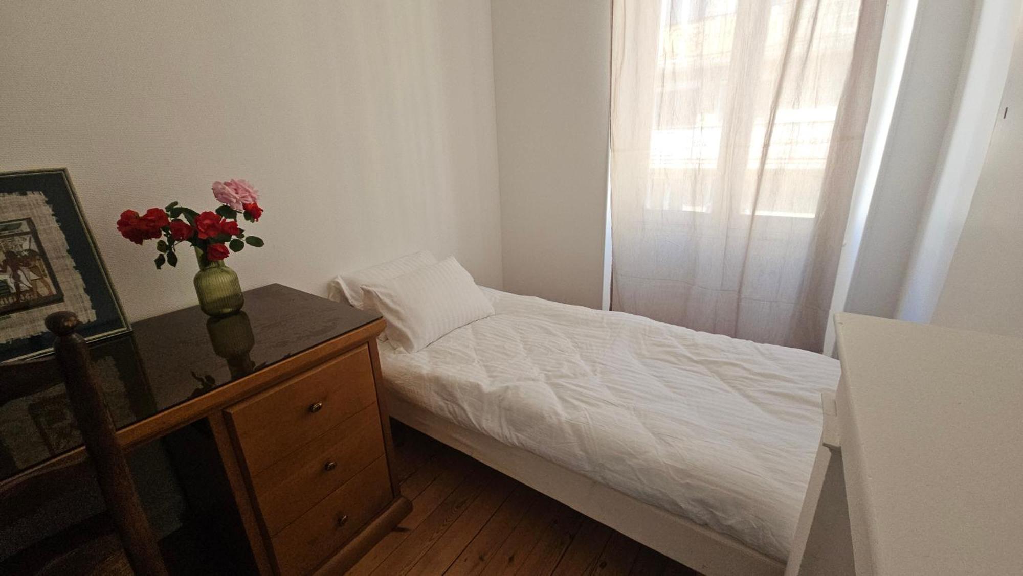 Le Jardin Cafe Bed & Breakfast Bordeaux